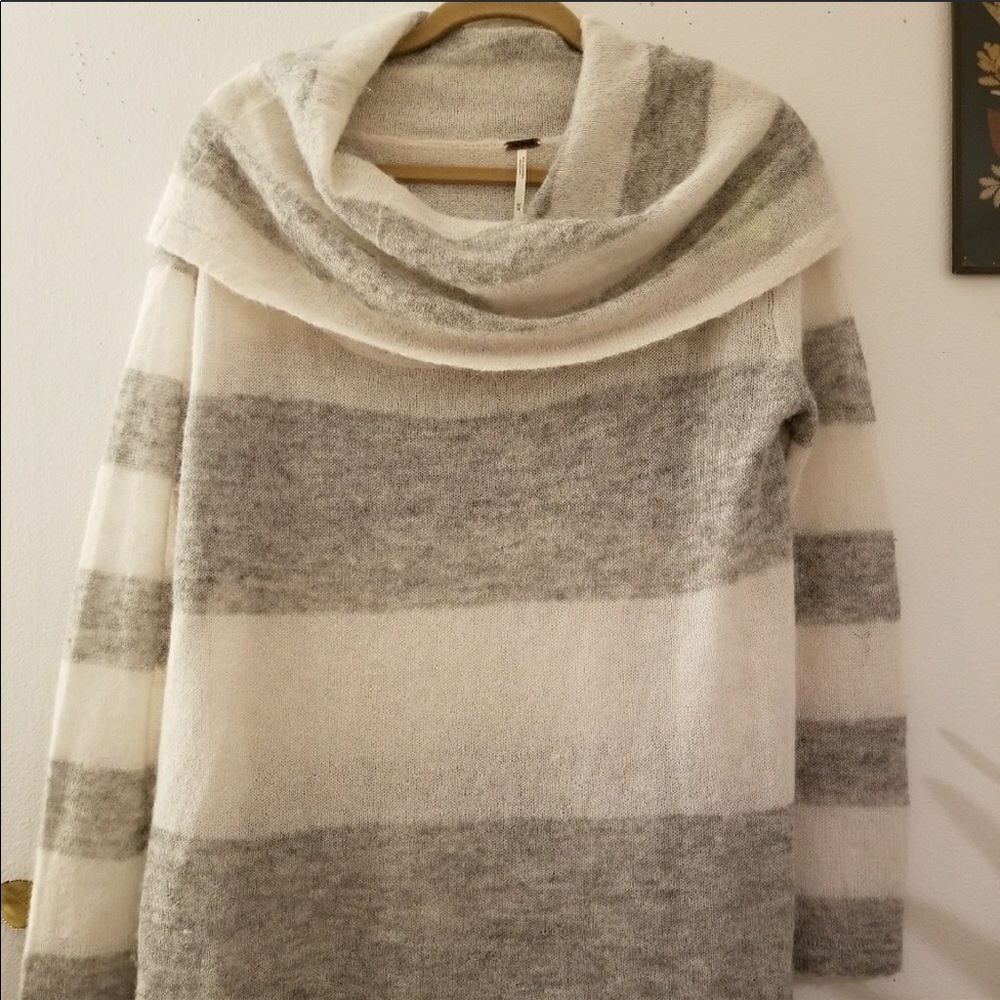 NWOT free people alpaca sweater